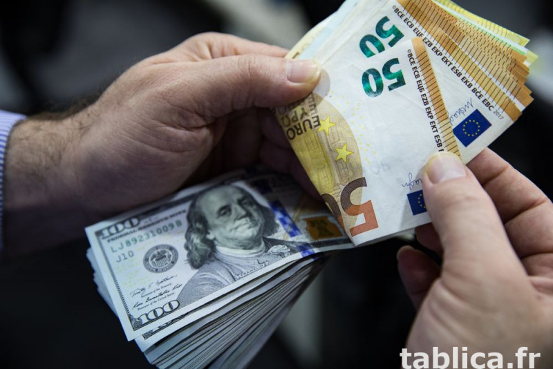 Oferuje pożyczki krótko, średnio i długoterminowe. 0
