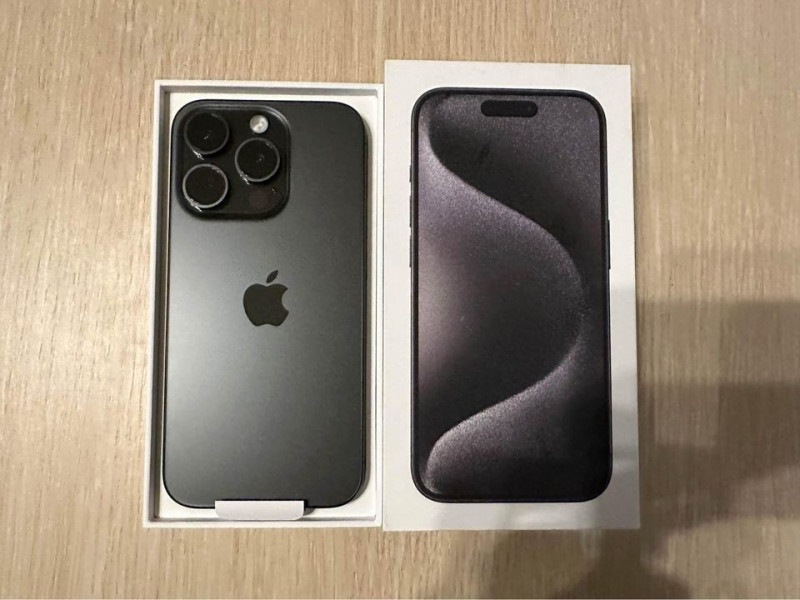 Apple iPhone 15 Pro 128GB = 700euro, iPhone 15 Pro Max 256GB 9