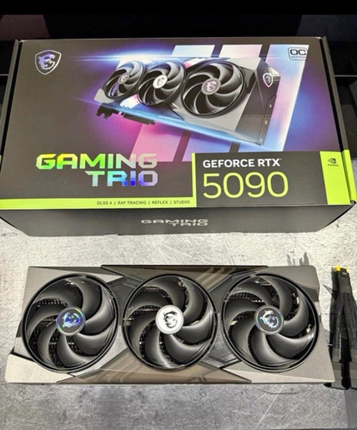 GeForce RTX 5090, RTX 5080, RTX 5070 Ti, RTX 5070, RTX 4090  6