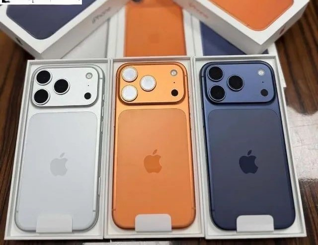 Apple iPhone 17 Pro Max, iPhone 17 Pro, iPhone 17, 17 Air 4