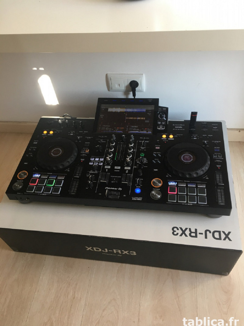 Pioneer DDJ 1000, Pioneer DDJ 1000SRT,  Pioneer DJ XDJ-RX3 2