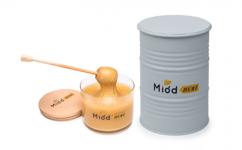 Miód naturalny w beczkach 290-295 g 1